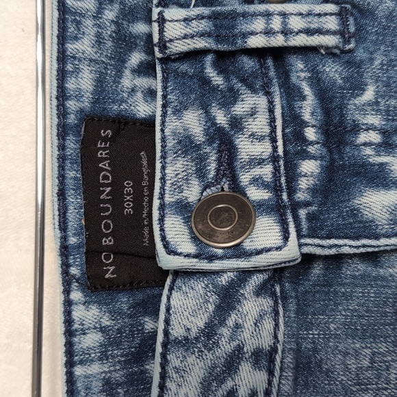 No Boundaries Stone Washed Skinny Jeans Distressed Size 30x30 - Picture 2 of 4